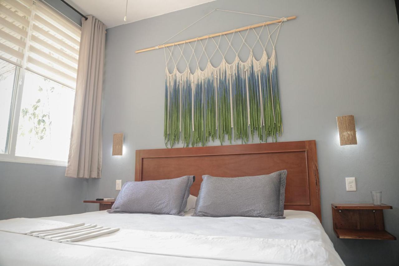 Hotel Makaabá Eco-Boutique Bacalar Esterno foto A wall hanging