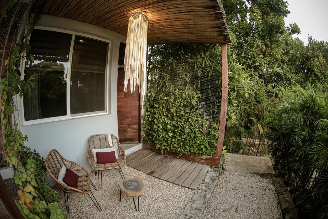 Hotel Makaabá Eco-Boutique Bacalar Esterno foto A room at the hotel